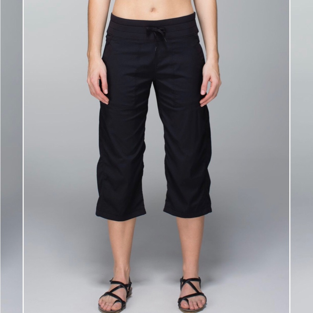 lululemon athletica Black Cropped Athletic Pants